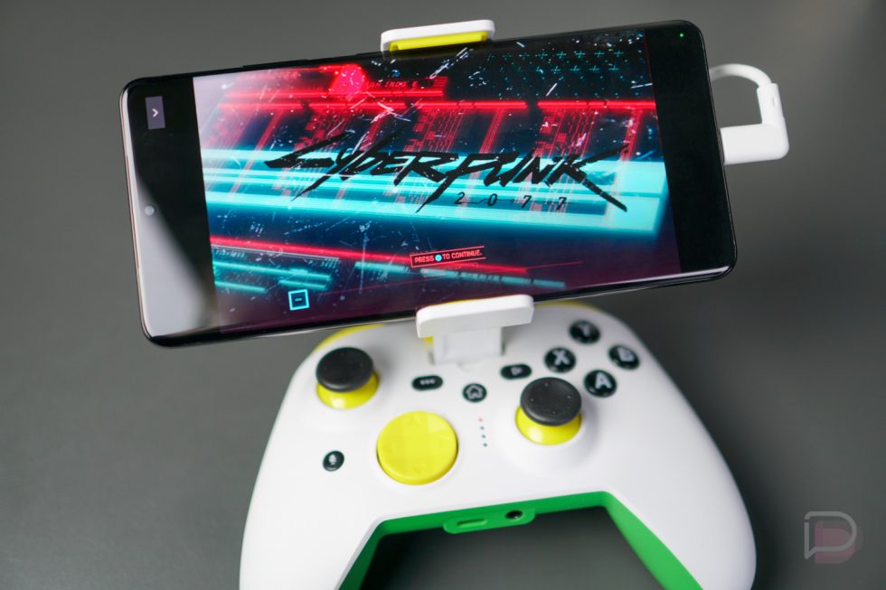 the-esl-controller-from-riotpwr-makes-mobile-gaming-simple-and-fun