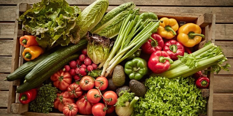 produce-pesticides-have-no-health-risks.-eat-more-fruits-and-vegetables-instead-of-the-“dirty-dozen”