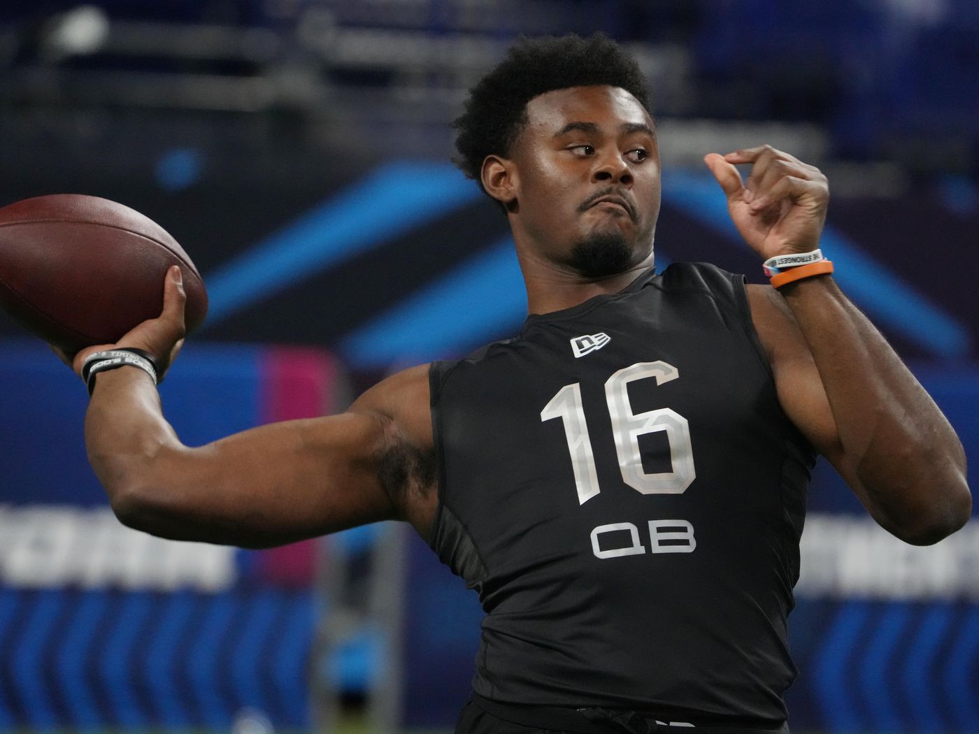 Making the case: Should the Giants select a quarterback in the first round?